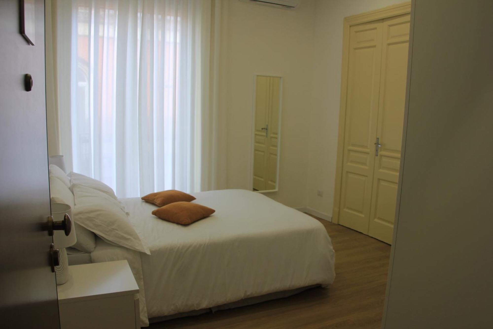 Apartment Clemente House Centro Suite! Catania